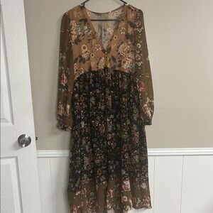 Floral V-Neck Long Sleeve Dress